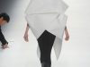 202817-desfiles-miyake-parisinverno2011rtw-100-654x978